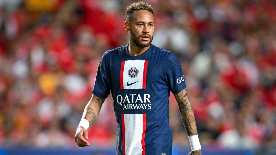 Liệu Neymar có cơ hội trở lại Barcelona?