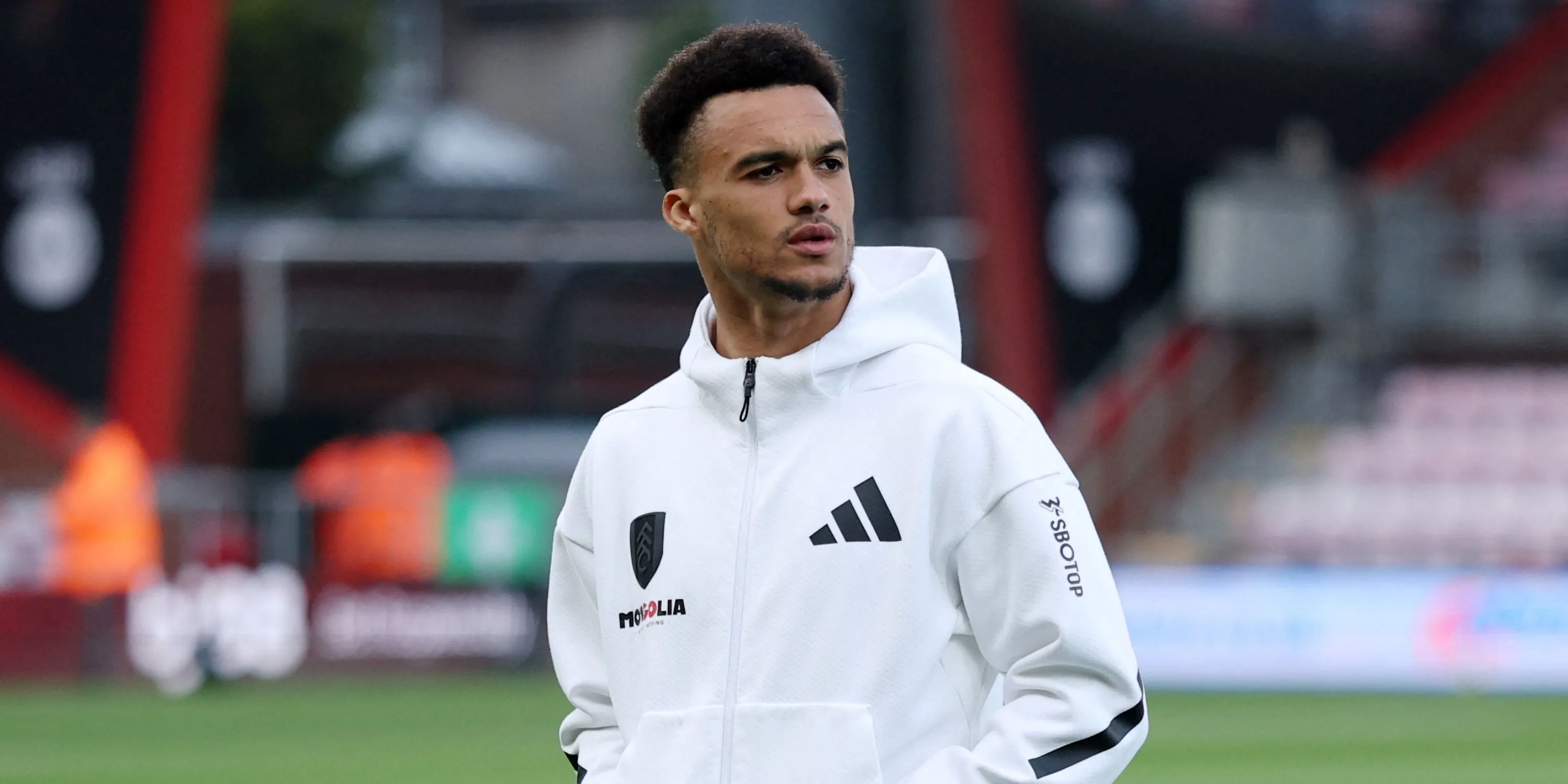 Antonee Robinson, mục tiêu chuyển nhượng của Liverpool, trong màu áo Fulham