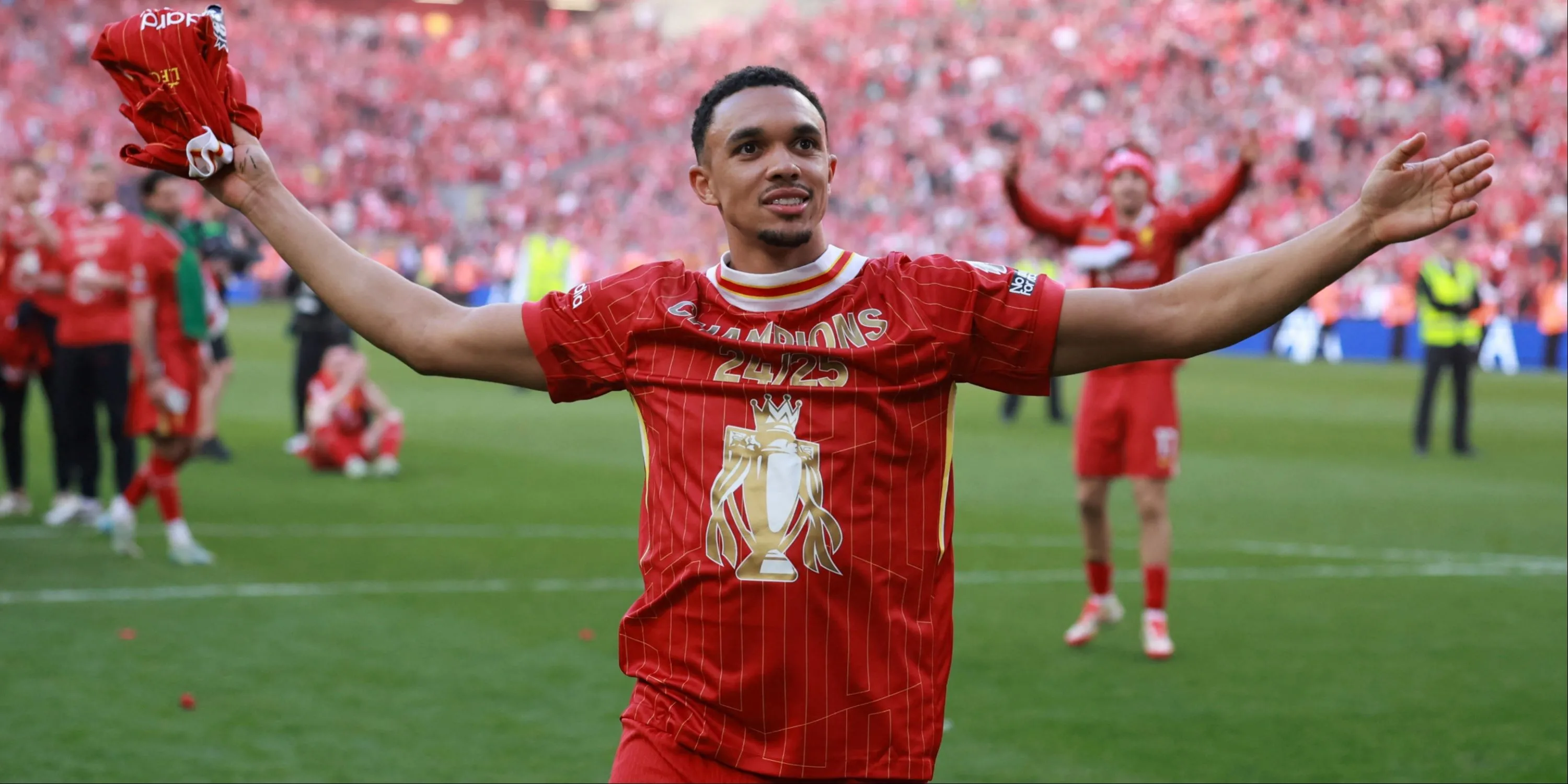 Cận cảnh Trent Alexander-Arnold