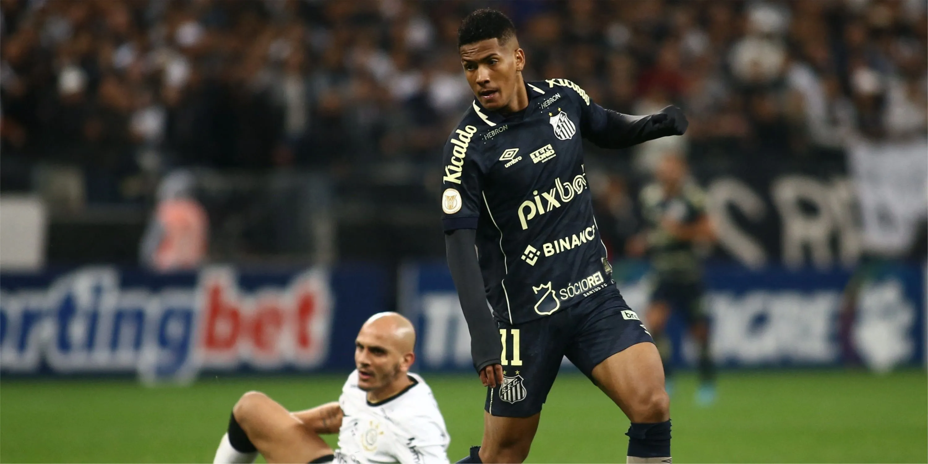 Cầu thủ trẻ Angelo Gabriel khi còn ở Santos trước khi gia nhập Chelsea