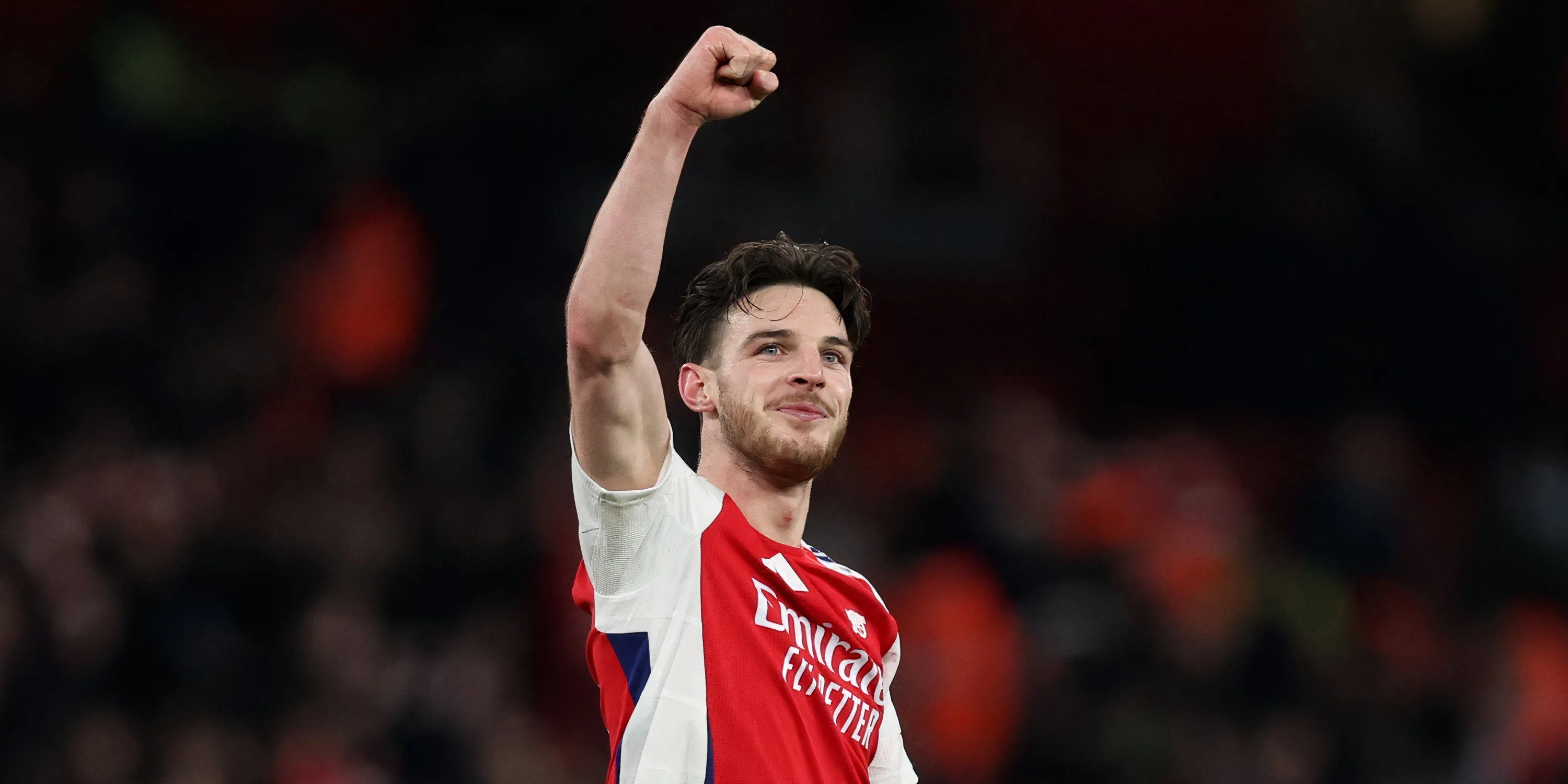 Declan Rice ăn mừng bàn thắng trong màu áo Arsenal