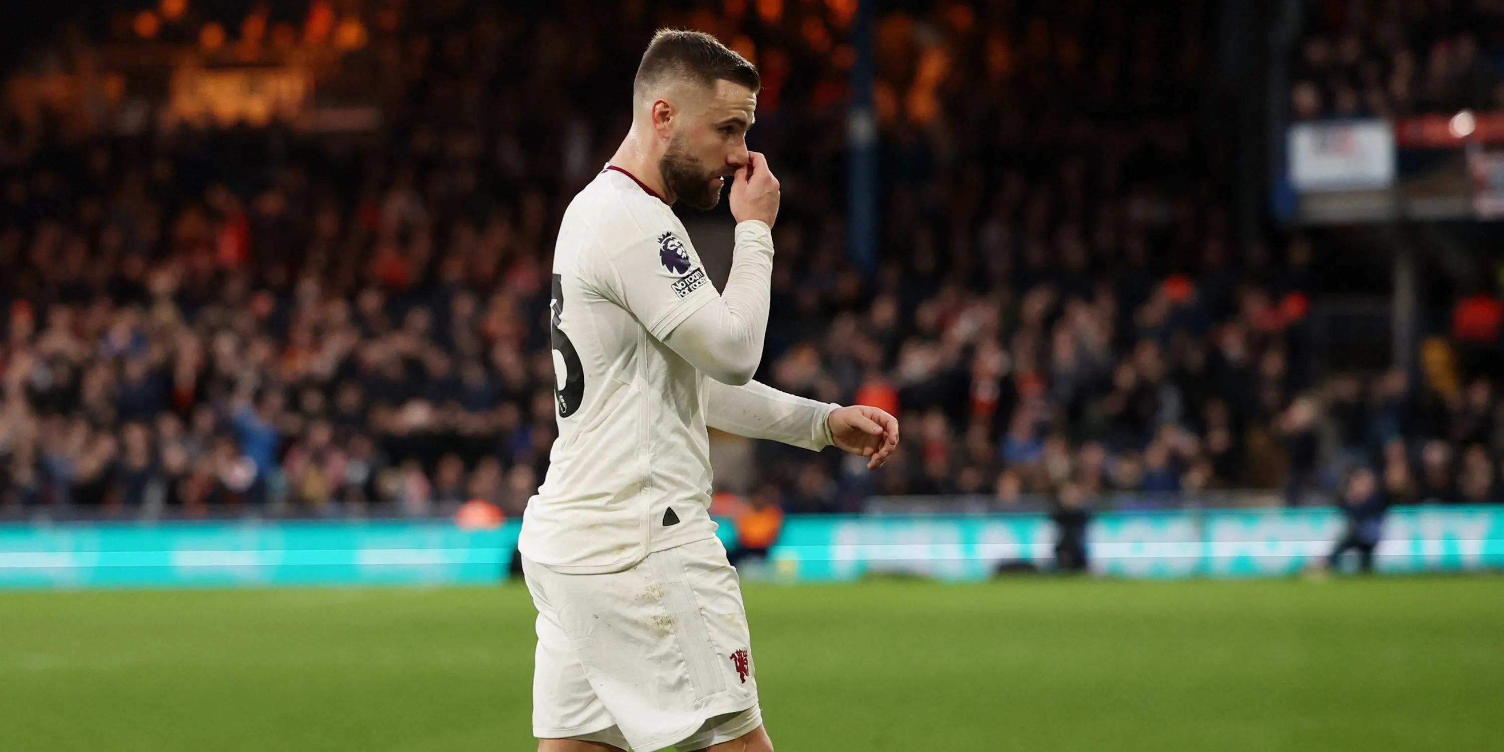 Hậu vệ Luke Shaw của Man Utd và Bruno Fernandes