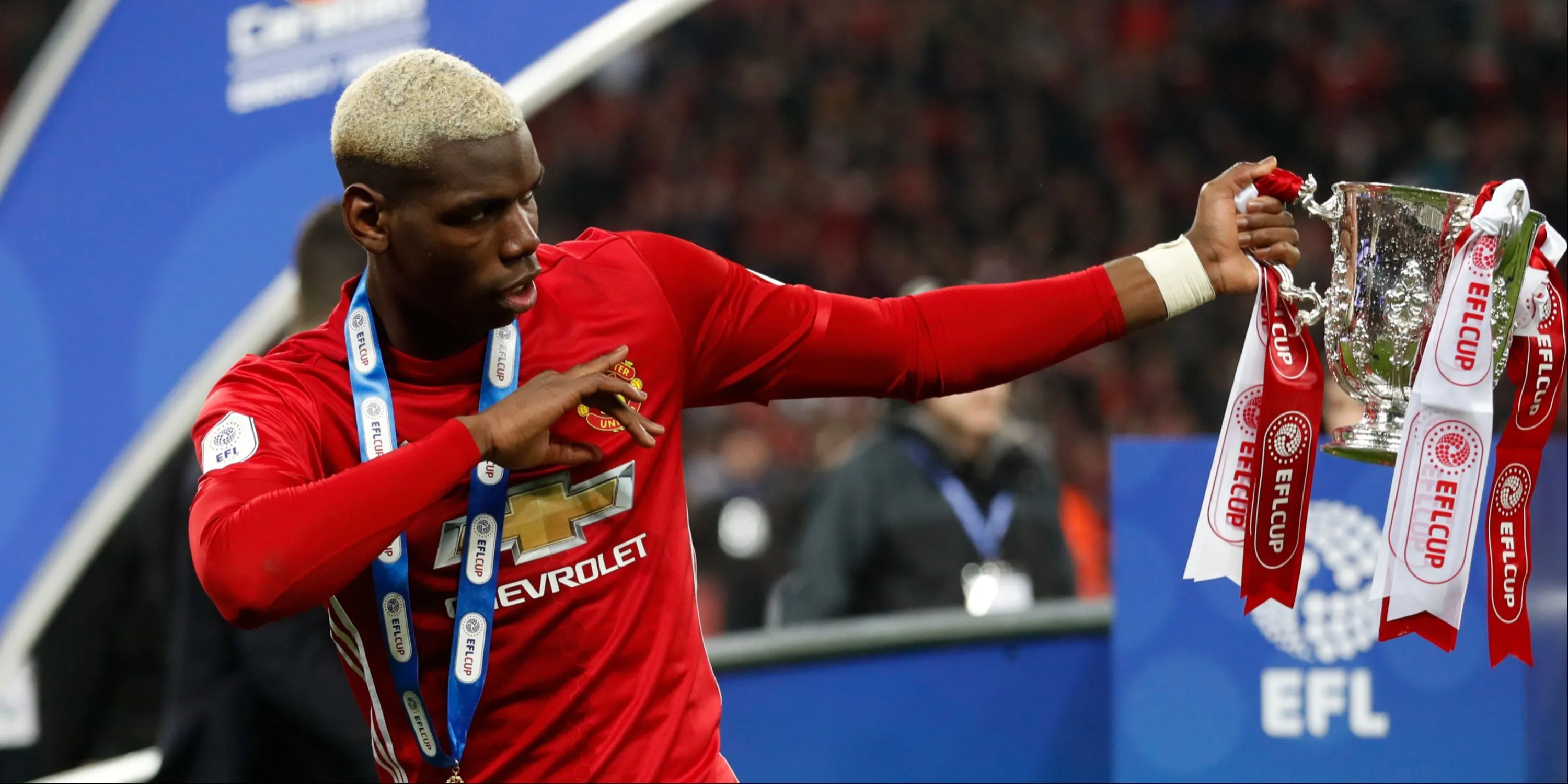 Paul Pogba ăn mừng bàn thắng trong màu áo Man Utd tại League Cup