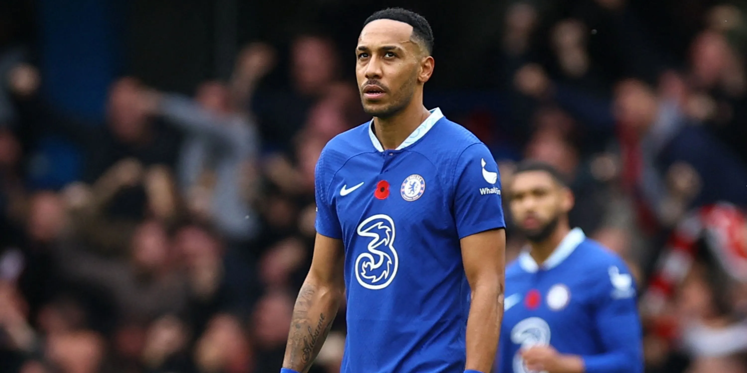 Pierre-Emerick Aubameyang thi đấu cho Chelsea tại Premier League