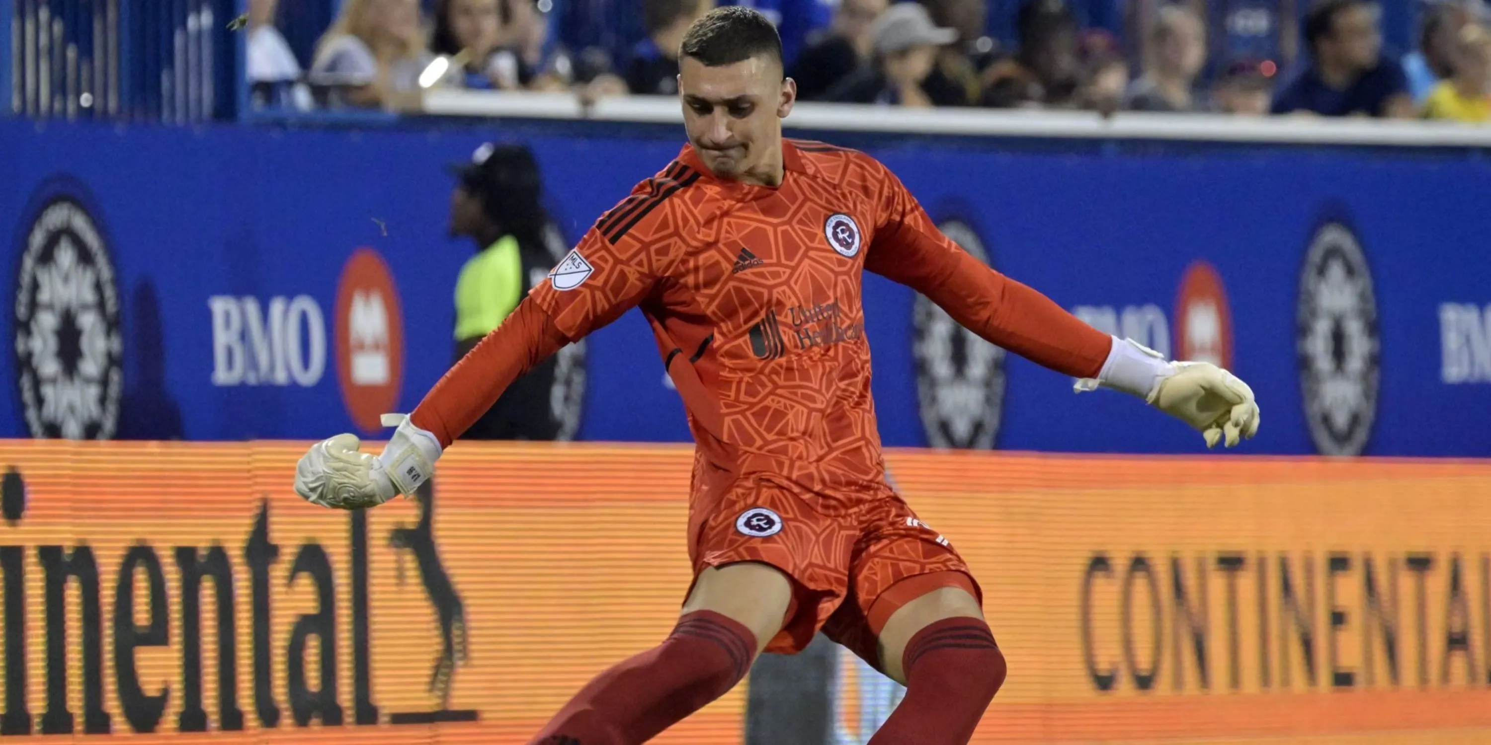 Thủ môn Djordje Petrovic trong màu áo Chelsea tại Ngoại hạng Anh