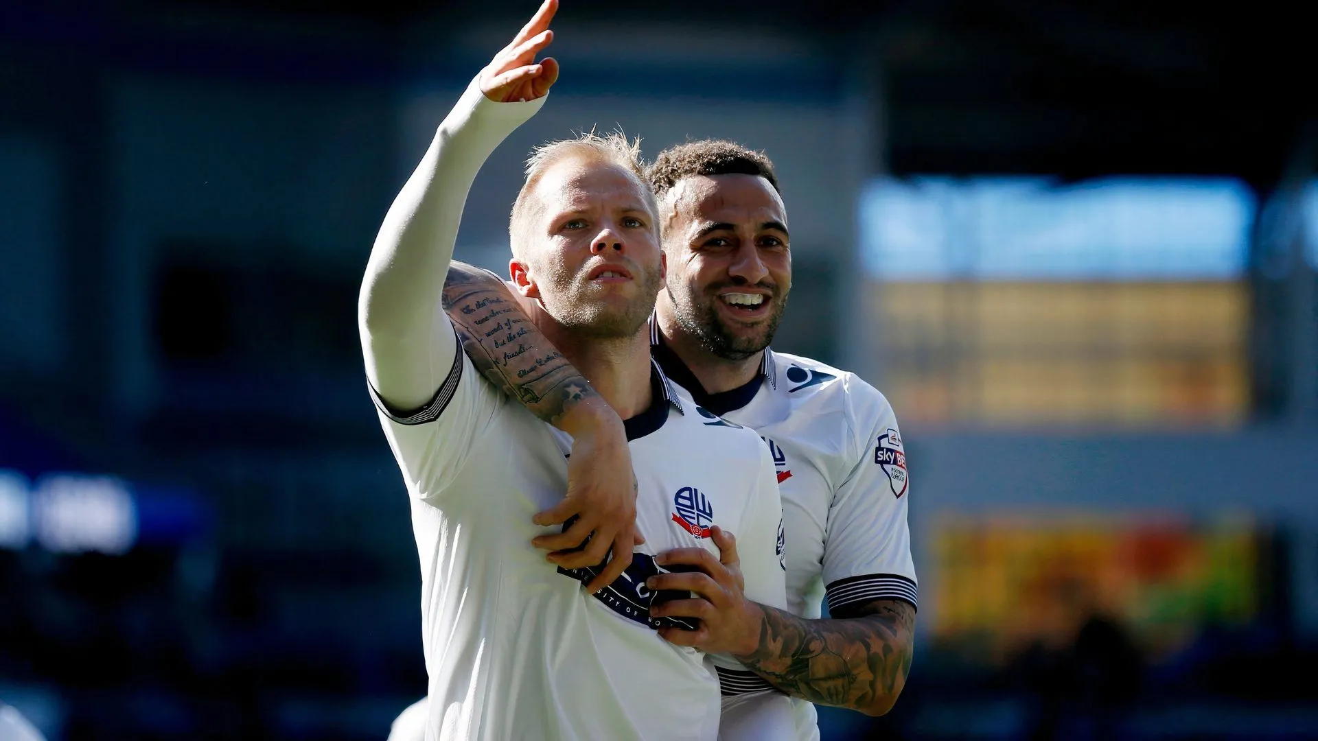 Eidur Gudjohnsen trở lại thi đấu cho Bolton