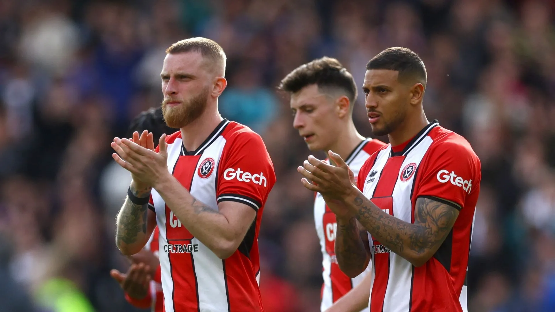 Oli McBurnie đối diện quyết định tương lai giữa La Liga và Championship