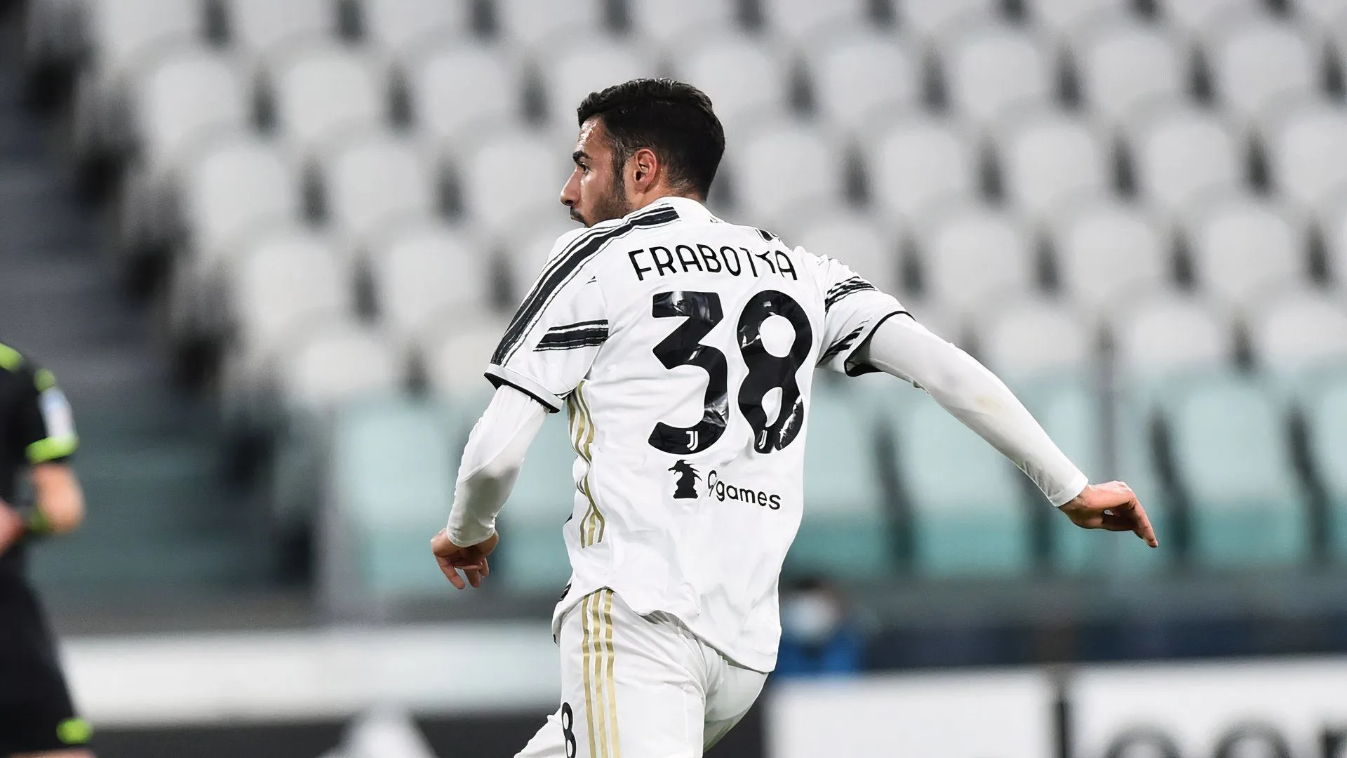 Gianluca Frabotta, hậu vệ có thể rời West Brom trong kỳ chuyển nhượng mùa hè.