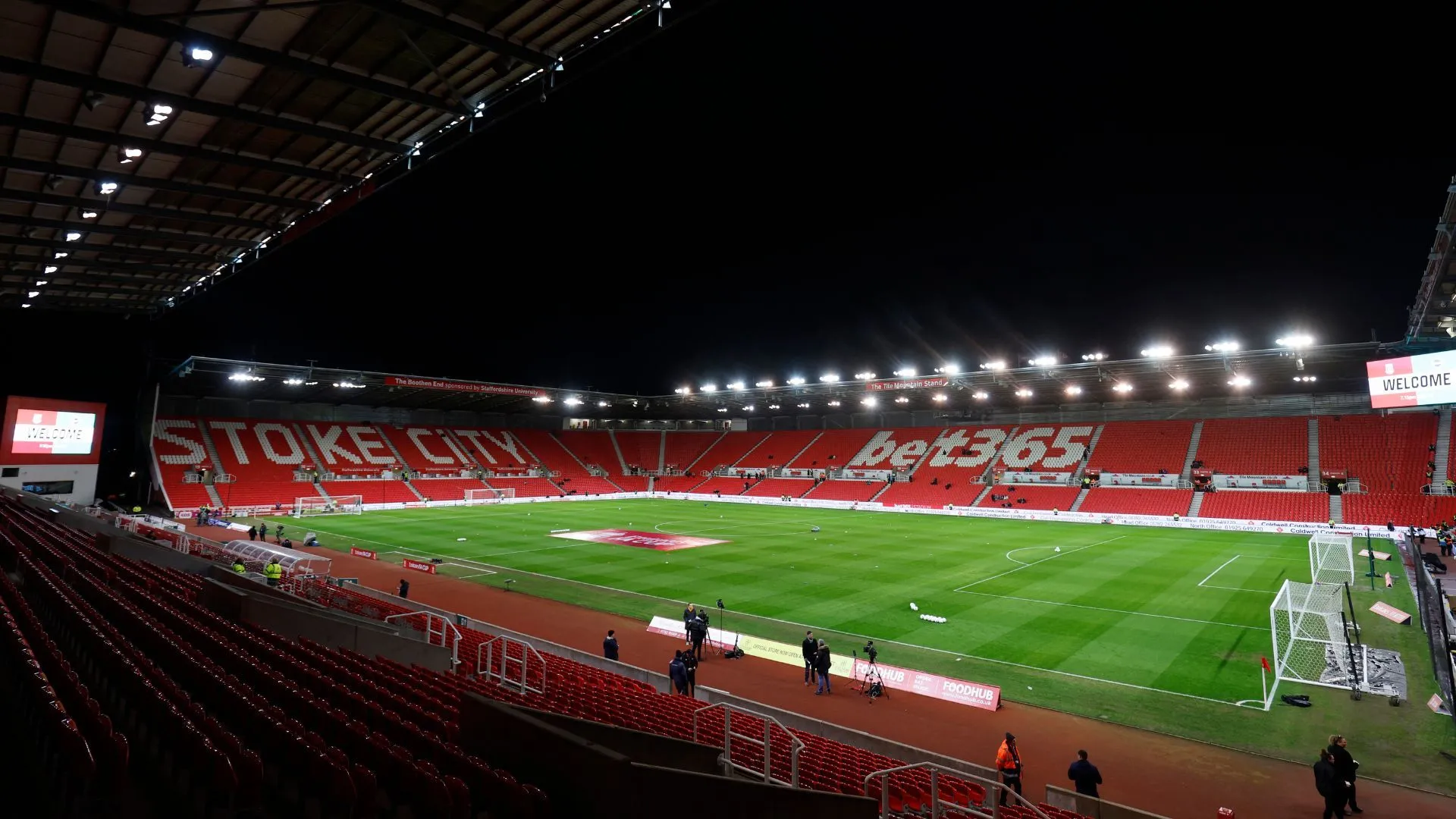 Sân Bet365 Stadium của Stoke City, được mô tả là thường xuyên lộng gió và không mấy đáng sợ.