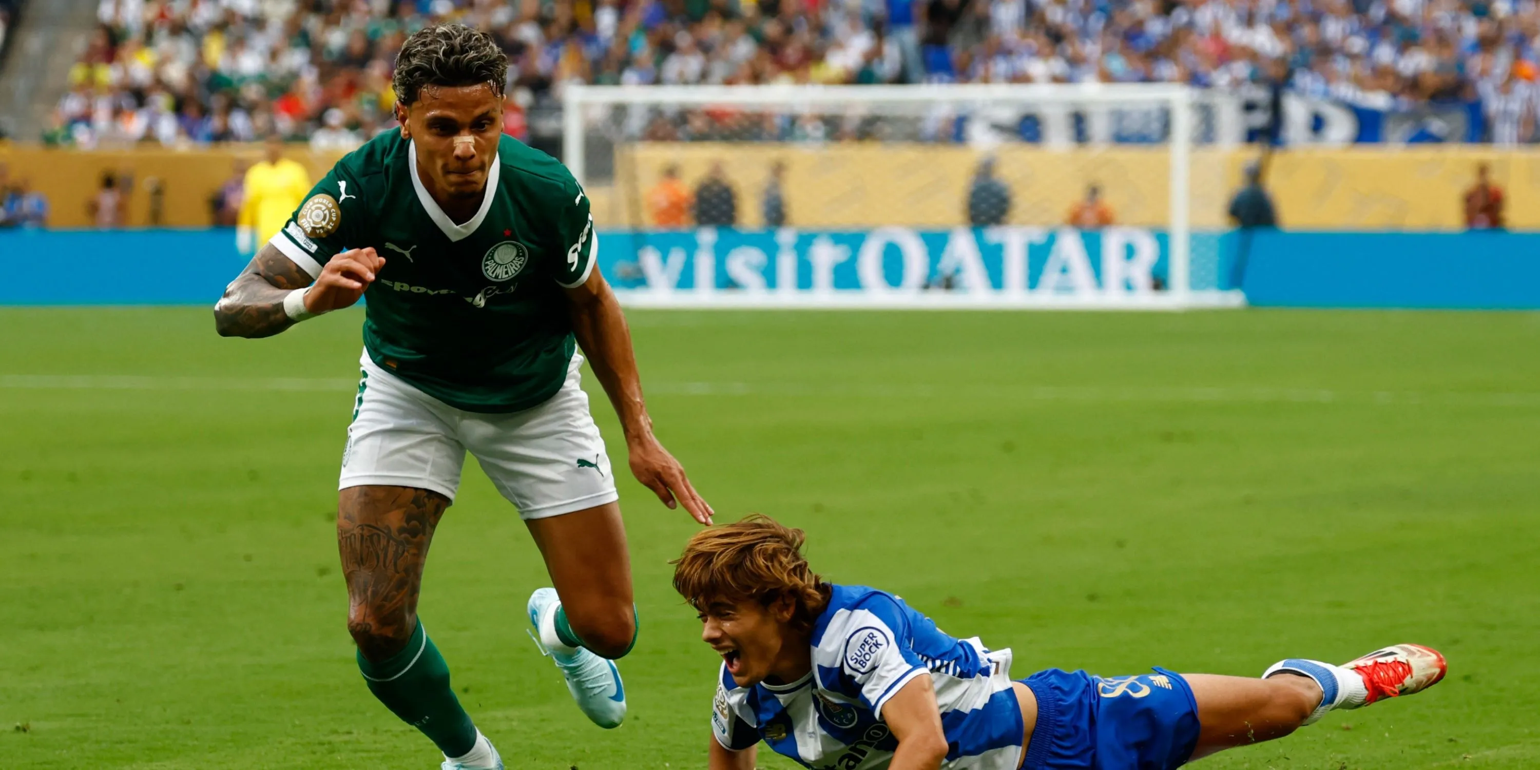 Tiền vệ Richard Rios của Palmeiras trong màu áo câu lạc bộ Brazil