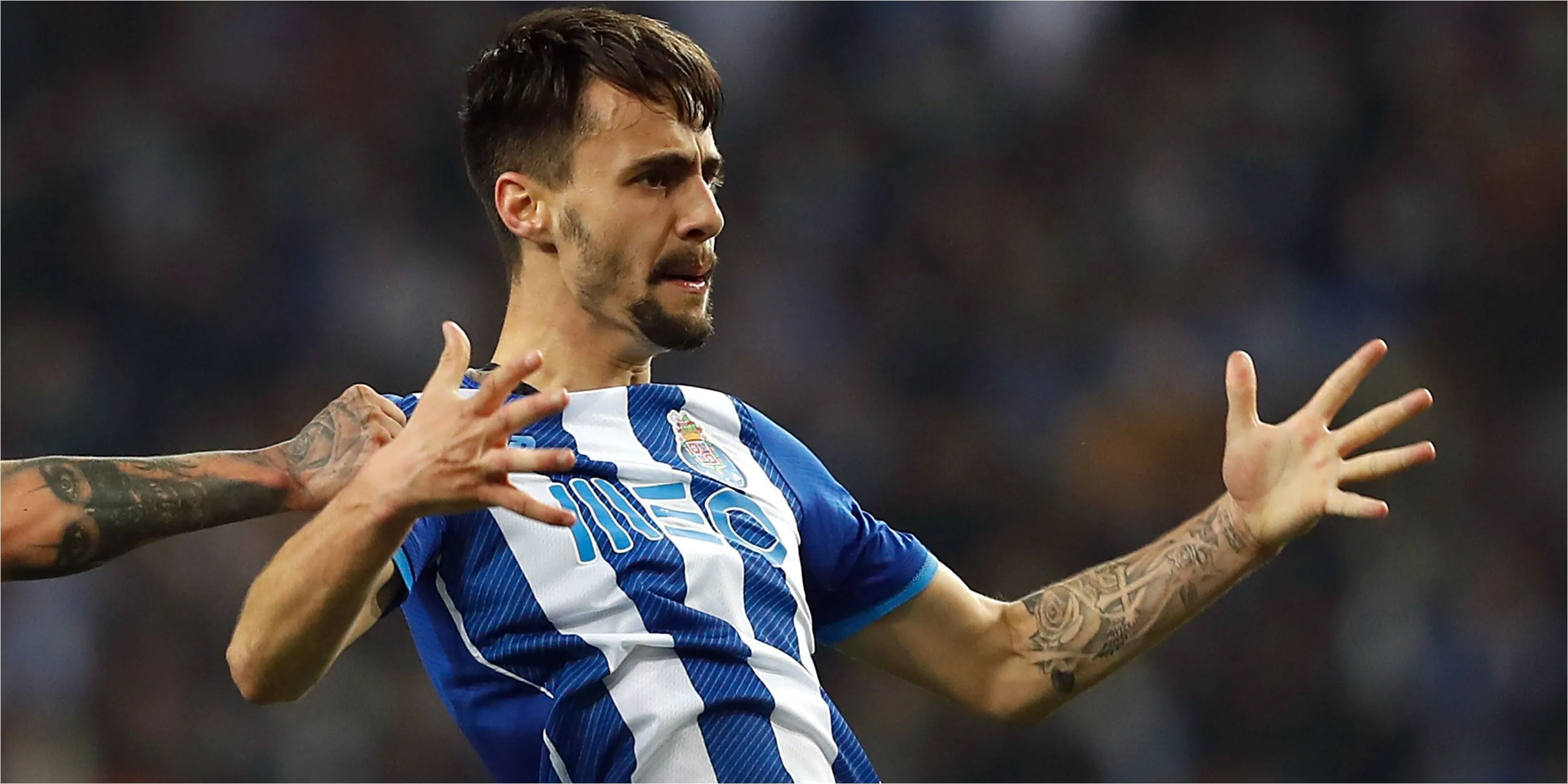 Fabio Vieira trong màu áo Porto, cho thấy hiệu suất tấn công ấn tượng