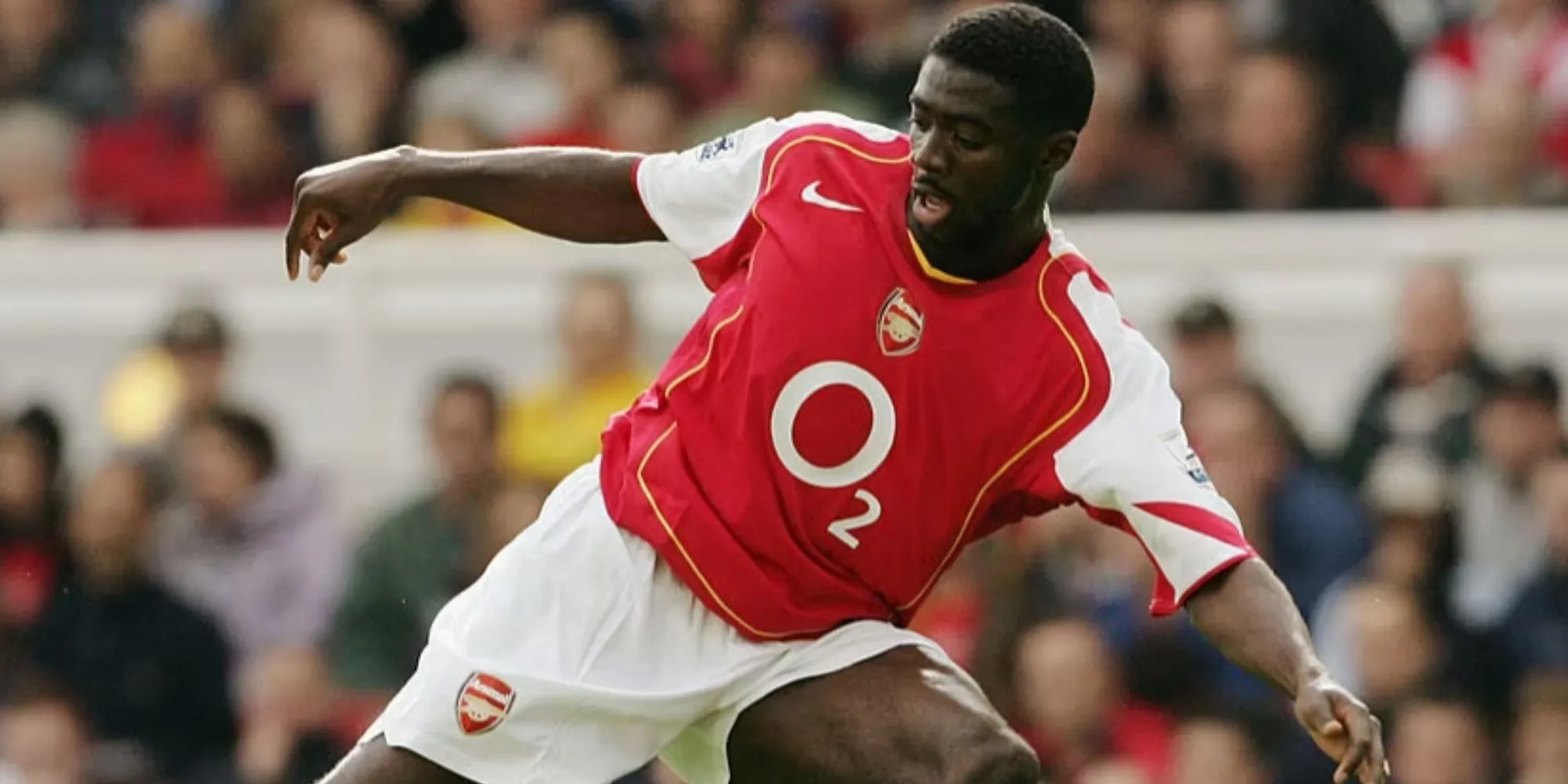 Kolo Toure thi đấu cho Arsenal.