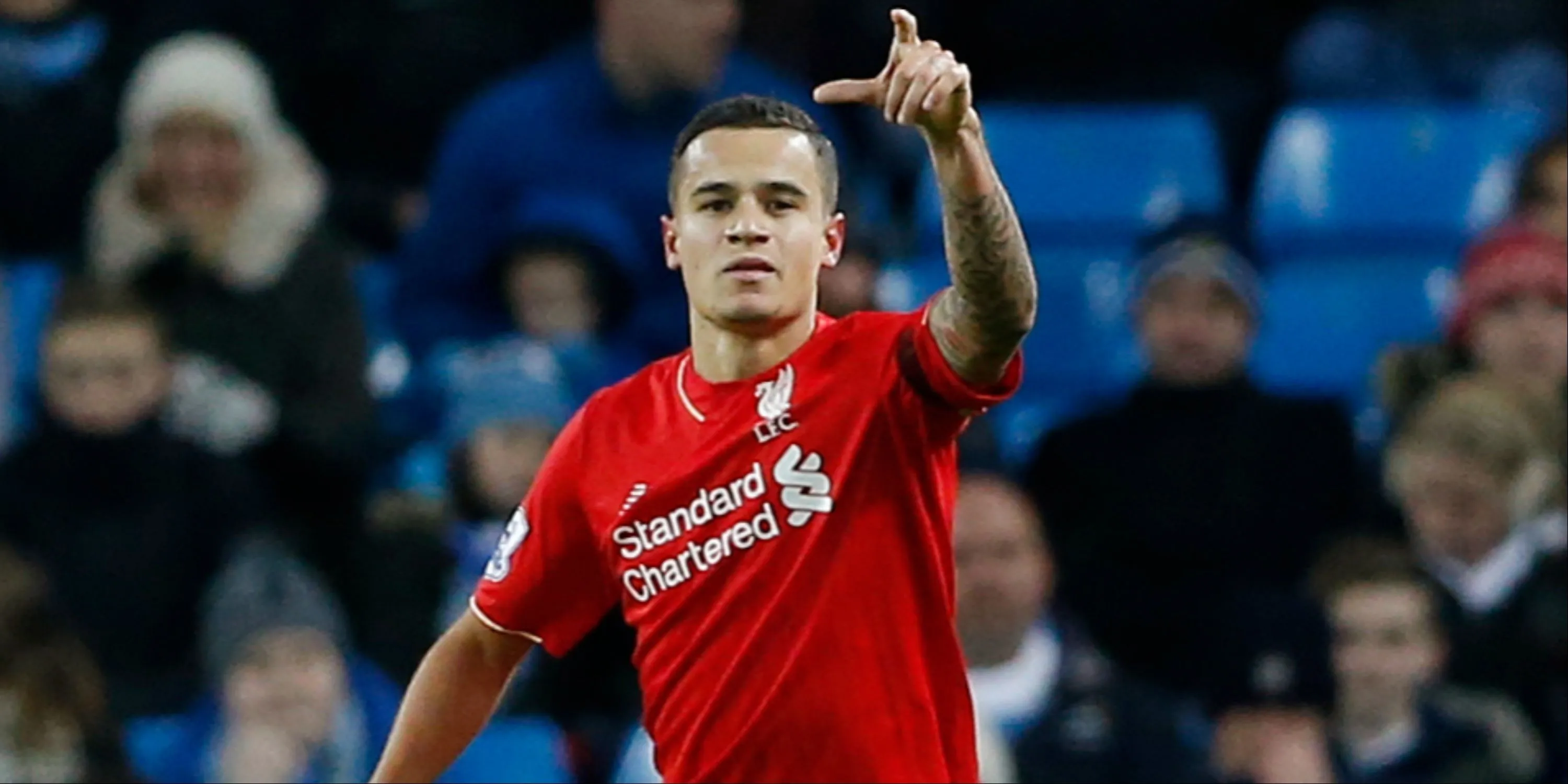 Philippe Coutinho ăn mừng bàn thắng khi còn khoác áo Liverpool.